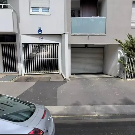 Lyon-Le Citybreak 8P *