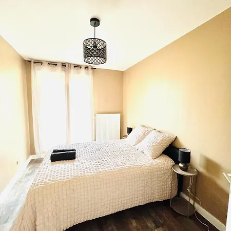 Apartment Le Citybreak Beaut4 Moderne Terrasse-centre-ville Parking Gratuit Saint-Priest (Rhone)